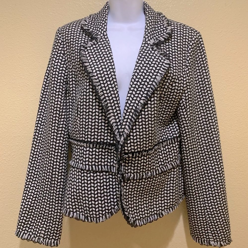 White House Black Market blazer